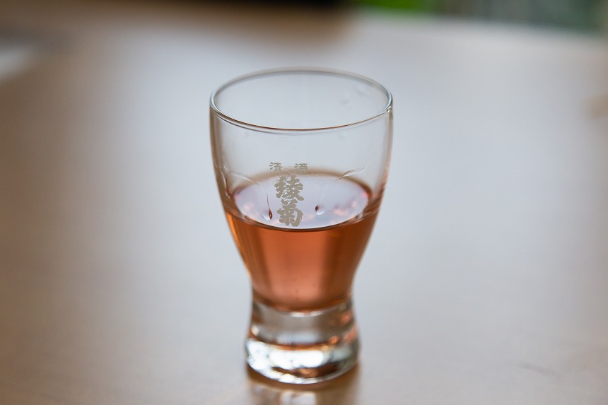 【綾川PROJECT】綾菊酒造の新作にかける思い。苺のリキュール「綾の雫」