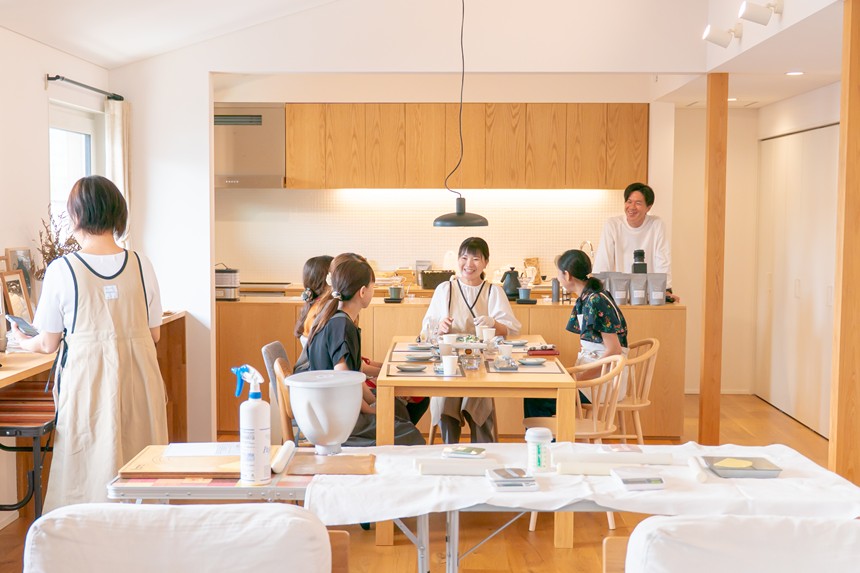 モデルハウスを無料レンタルできる！活用事例としてお菓子教室を覗いてみた。